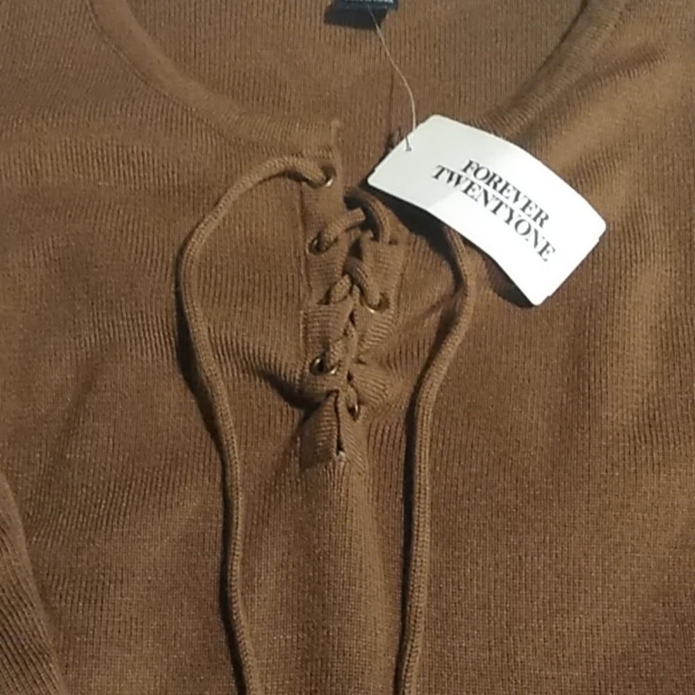 Ladies sweater - Picture 2 of 2